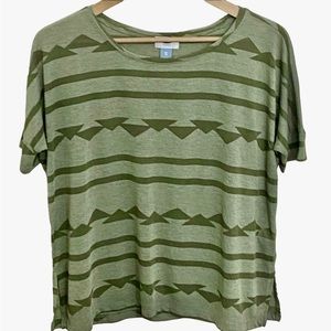 Women's OLD NAVY Oversized Aztec Print Cropped Boxy T-Shirt - XS